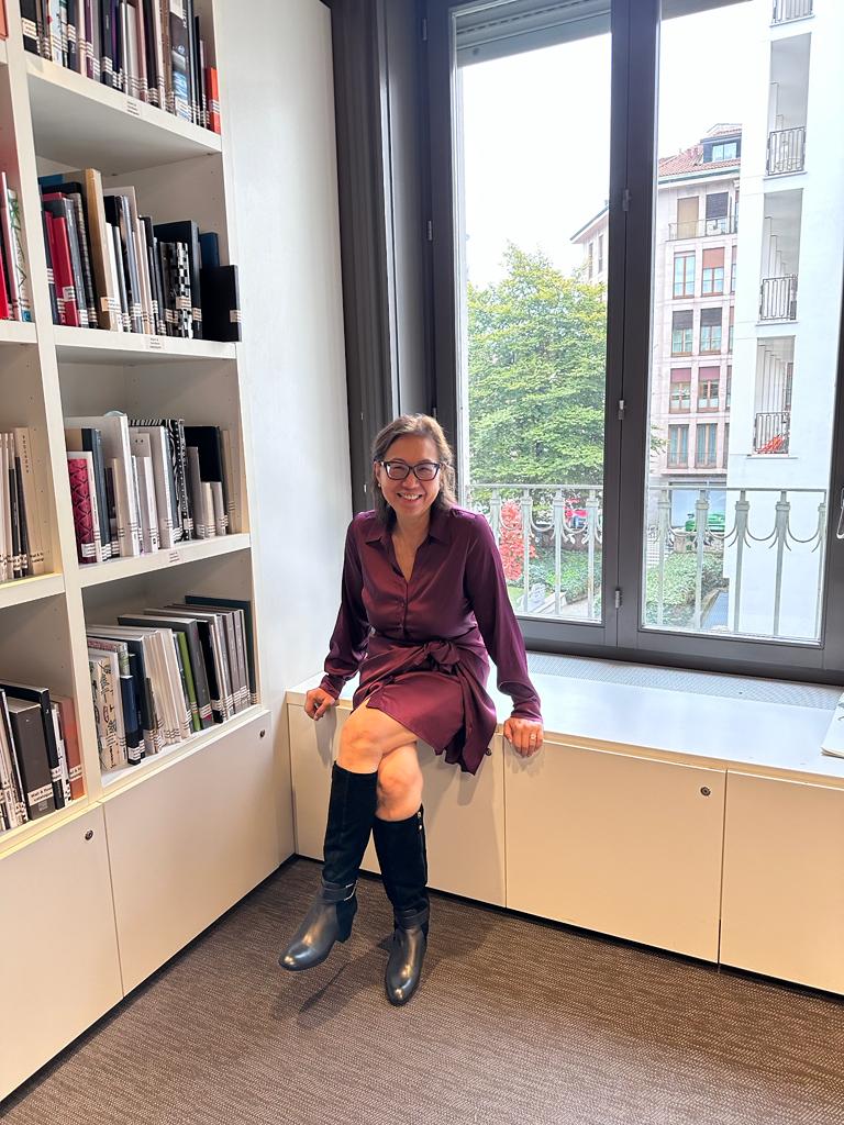 Iraida in a design library in Milan